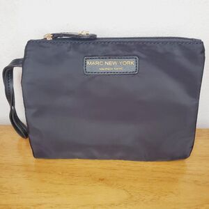 Andrew Marc New York Small Black Pouch Womens Wristlet Nylon Purse Casual Travel